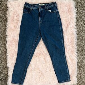 Abercrombie Women’s Super Skinny Classic Denim Jeans